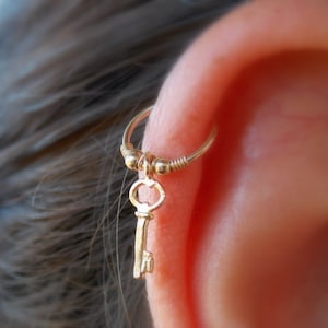 gold filled cartilage earring - Helix hoop - Cartilage piercing - Helix jewelry - key Helix jewelry - Tiny Hoop - piercing hoop