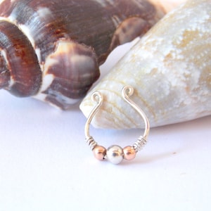 Fake Septum Ring for non pierced nose with 3 tiny beads, silver septum clip on faux piercing