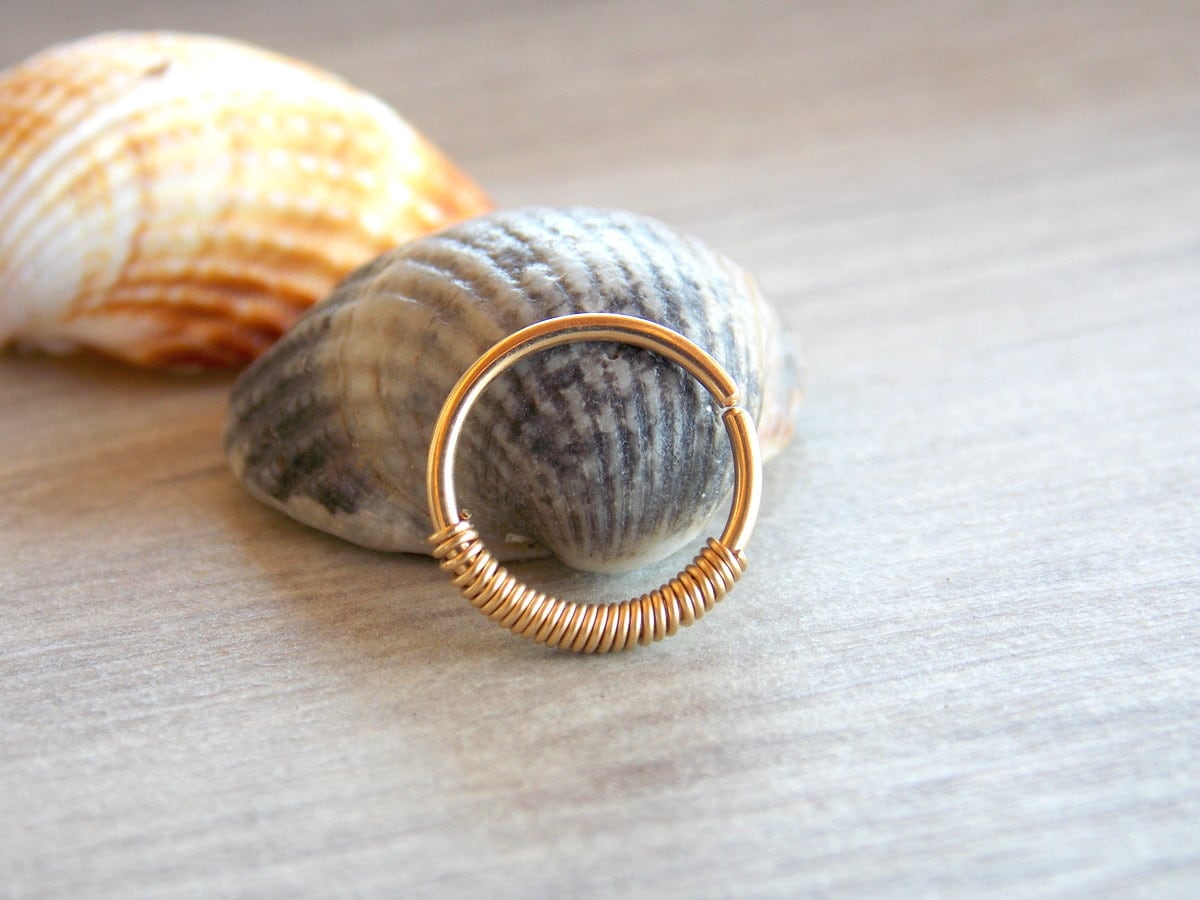 Cartilage Earrings, Cartilage Pavé Hoop Earring Cartilage Earrings, Cartilage Pavé Hoop Earring