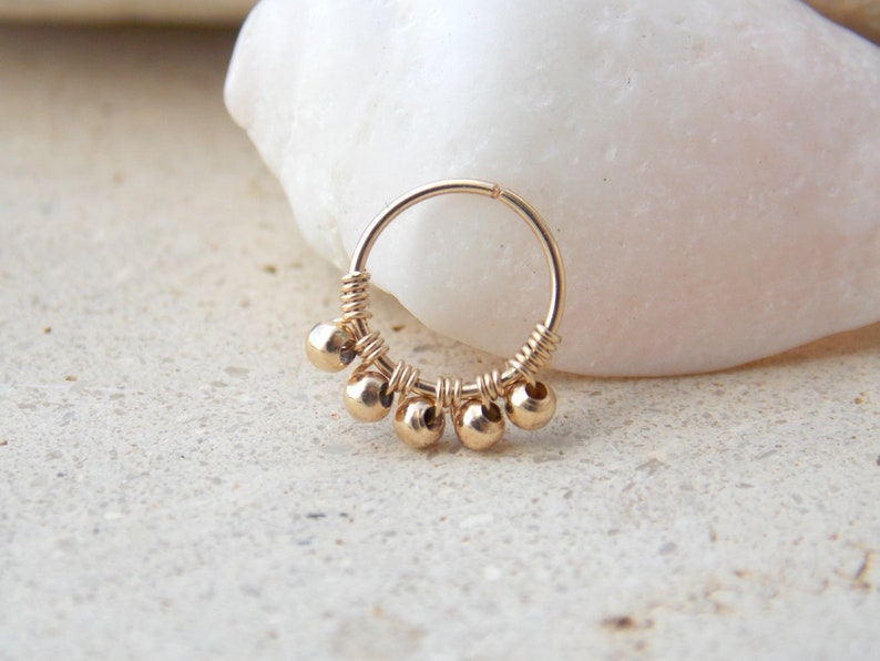 3 X Ópalo Abalorios Tabique Tragus Oreja Piercing Rosa 0.6 MM Anillo de Nariz Oro 9k 8 mm 22g