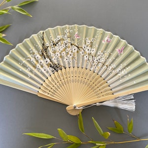 Light green / Ivory Silk Fabric Bamboo Ribs Hand Held Fan with a Pouch , Beautiful Butterfly & Sakura  Flowers with Gold colour leaves