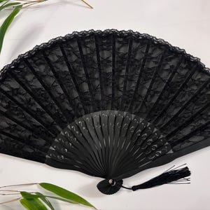 Vintage Black Lace Hand Fan, Bamboo Ribs Folding Fans With a Tassel & a pouch