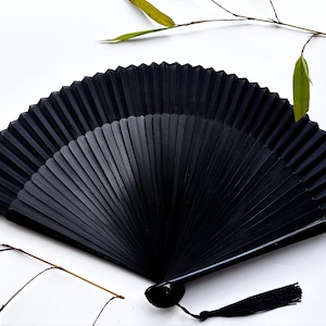 Black Fabric Bamboo Ribs Hand Held Chinese Fan with a Pouch Handheld Wedding Party Favour