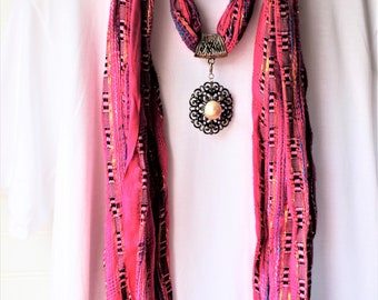 Fuchsia Scarf with Removeable Pearl Pendant and Earrings