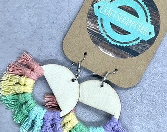 Boucles d’oreilles Rainbow Macrame Dangle