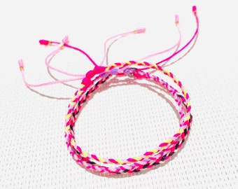 Dreamy hand-woven bracelets in limited edition