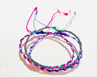 Dreamy hand-woven bracelets in limited edition