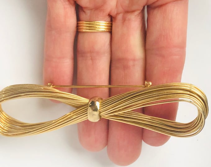 Big “Wire Work,” Ribbon gold tone Pin ~3-11/16" x 13/16" ~vintage costume jewelry