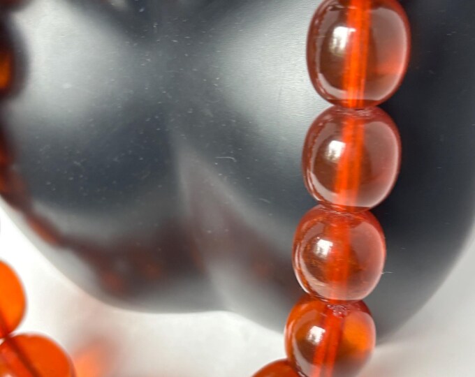 Lucite massive, heavy ORANGE beaded translucent Necklace ~92 gms~19-1/2" of vintage costume jewelry