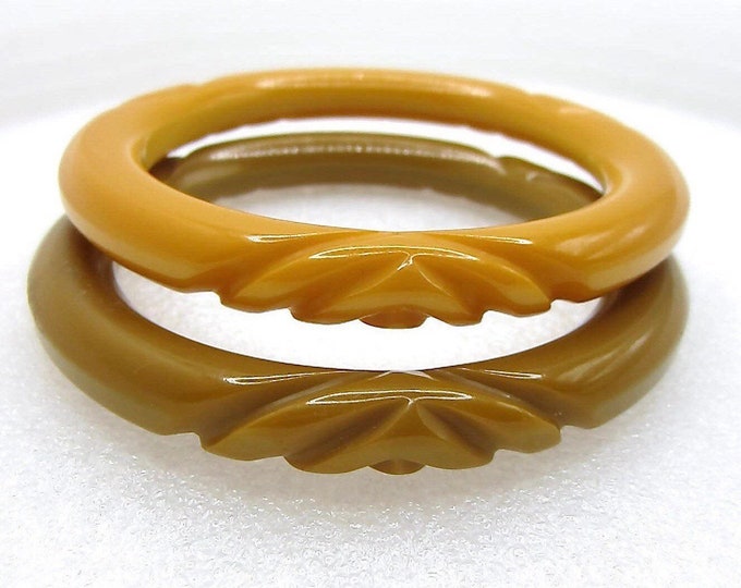 Set Bakelite tested chevron carved, twisted rope Bangle Bracelets ~46 gms of outstanding vintage costume jewelry