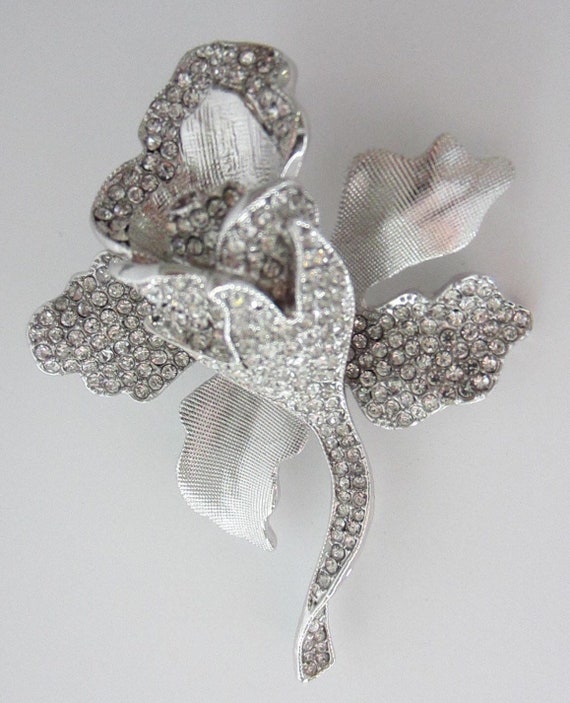 Joan Boyce signed romantic ROSE pin with crystals… - image 7