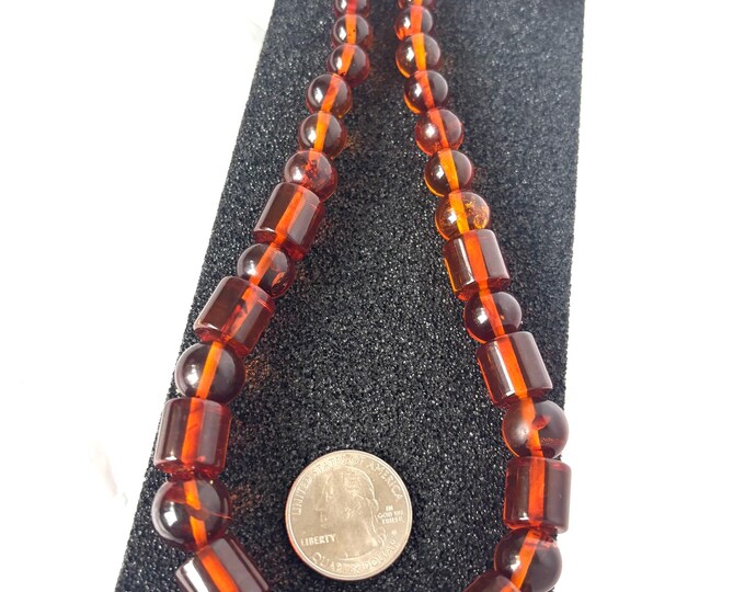 Bakelite tested translucent Root Beer round & barrel beaded Necklace ~18" + 2" extender