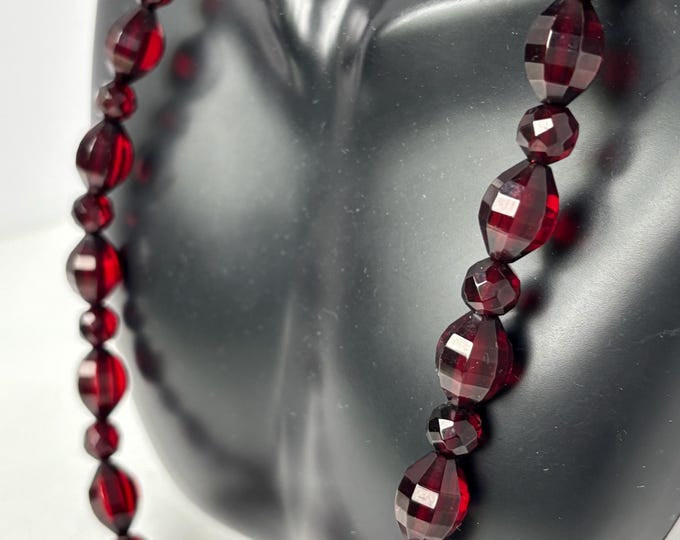 Faceted Bakelite tested CHERRY Necklace with two types of faceted beads ~24 gms, ~19" of handmade from antique beads