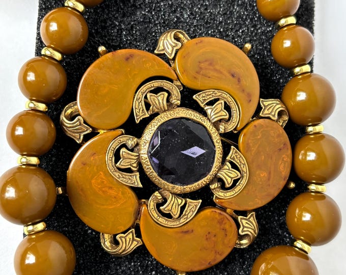Bakelite tested trio: beaded Necklace, carved Bracelet, and "ART" signed pin ~wonderful vintage costume jewelry in Camo green