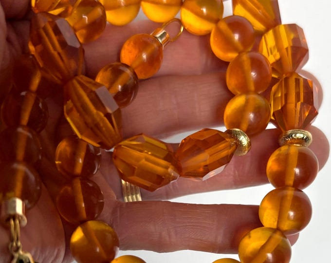 Bakelite tested Orange marmalade Necklace with big, translucent, faceted beads ~21", ~53 gm of wonderful vintage jewelry