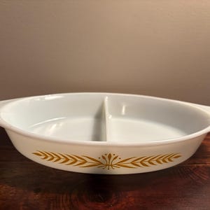 PYREX Royal Wheat Divided Casserole Dish