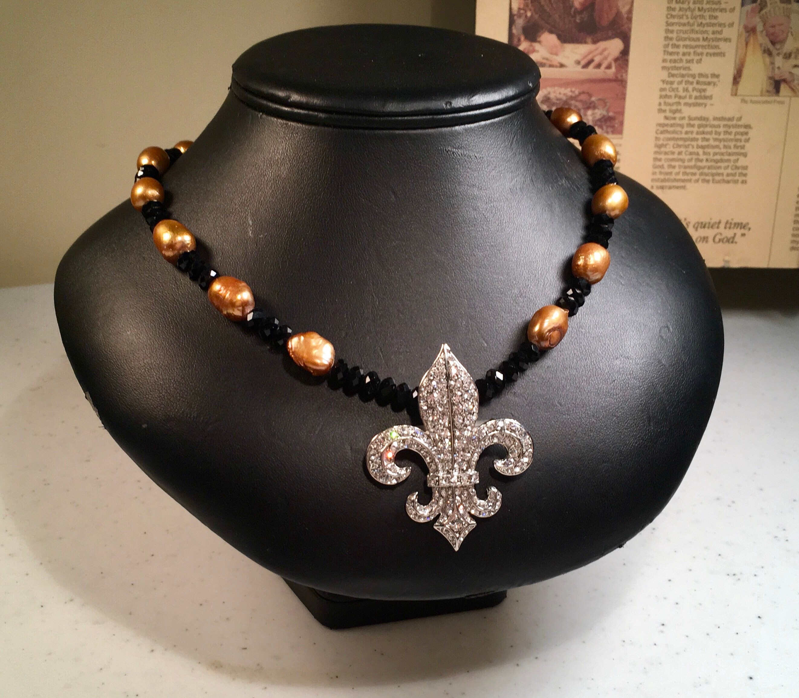 New Orleans Saints Necklace With Rhinestone Covered Fleur De Lis Etsy UK
