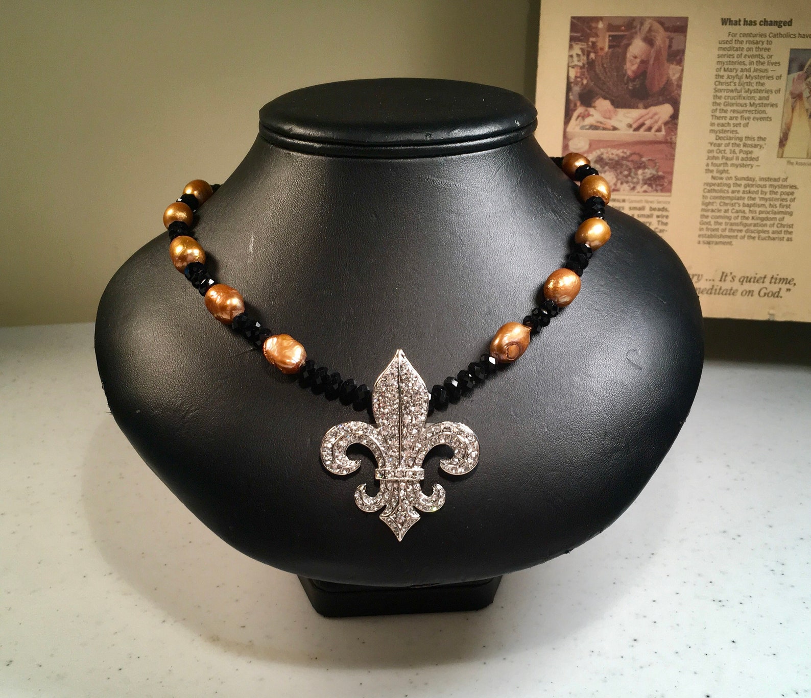 New Orleans Saints Necklace With Rhinestone Covered Fleur De Lis Etsy UK