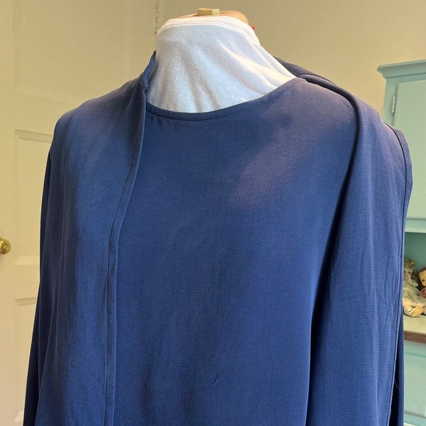 Classic Vintage 90s Eileen Fisher 100% Silk Blue 2 Piece Blouse & Tank Top Set in Size Medium Med