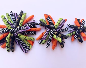 Halloween Corkscrew Hair Bow, Halloween Pigtail Bows, Black and Orange Hair Bow, Halloween Hair Bow