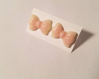 Handmade minimalist bow stud earrings