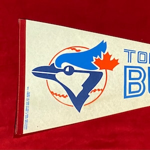 Vintage 1990&#39;s Toronto Blue Jays Full Sized Baseball Roster Pennant - Old MLB Memorabilia