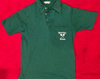 Vintage Pennridge Tennis Team Polo Style Shirt - Crossed Tennis Racquets on Chest Pocket - 17.5 by 25 inches