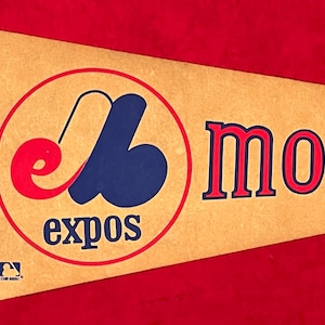 Vintage 1970&#39;s Montreal Expos Full Size 29 Inch Pennant - Antique Baseball Memorabilia
