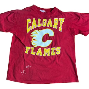 Vintage 1988 Calgary Flames Single Stitch NHL Hockey Size Large T Shirt - 18.5 x 22