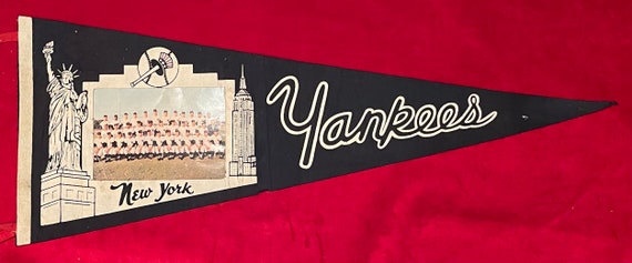 Lot Detail - 1965 New York Yankees Team Signed Baseball