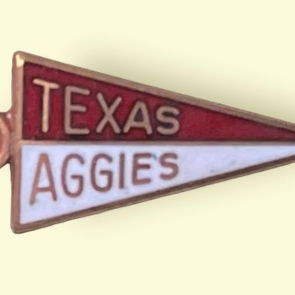 Beautiful Vintage 1940's Texas A&M Aggies Enameled Gold Toned Pennant Shaped Pendant Charm