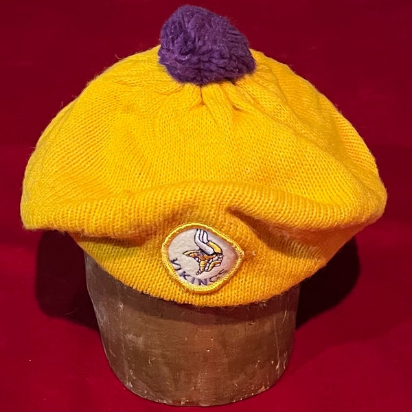 Rare Vintage 1970's Deadstock Minnesota Vikings Beret Style Winter Beanie NFL Football Cap Hat