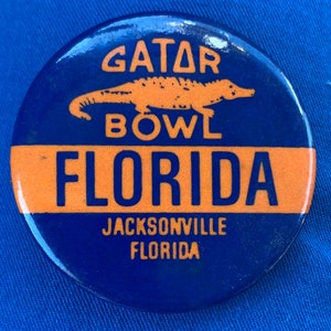 Vintage University of Florida Gator Bowl Football pin/pinback - Antique Football Memorabilia