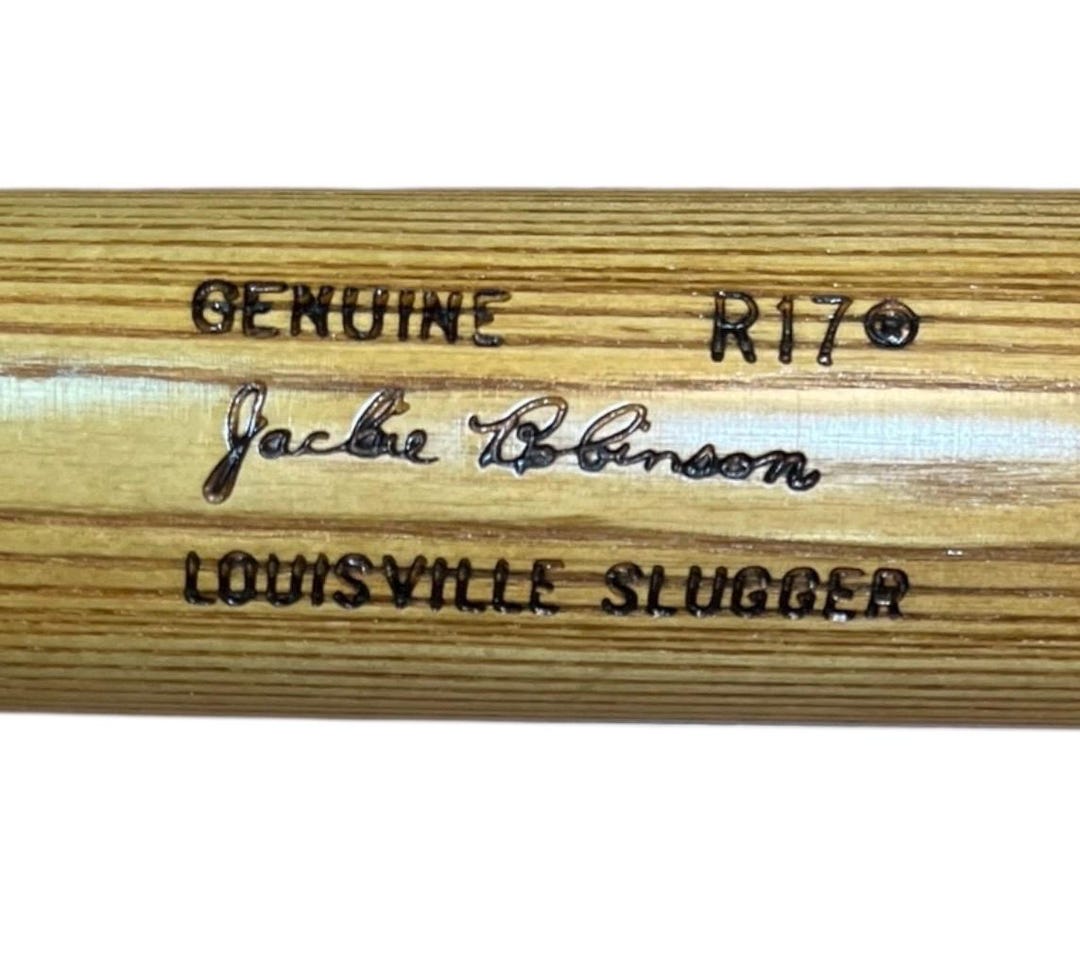 Beautiful Vintage Jackie Robinson R17 Model Louisville Slugger 33 Inch ...