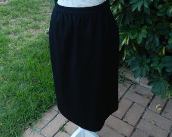 Pendleton Black 100% Wool Lined Vintage Career Dress Pencil Skirt Women's Size 10