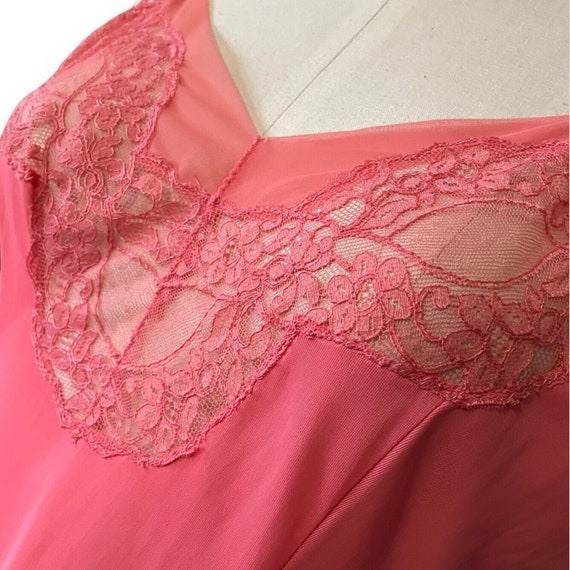 Vintage 50s 60s Pink Youth Form Nylon Lingerie Si… - image 2