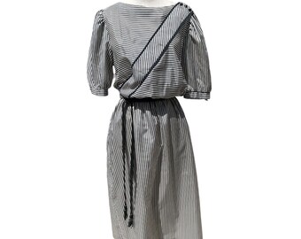 Vintage 80s Alison Peters Black and White Striped Aline Leather Fringe Tie Belt