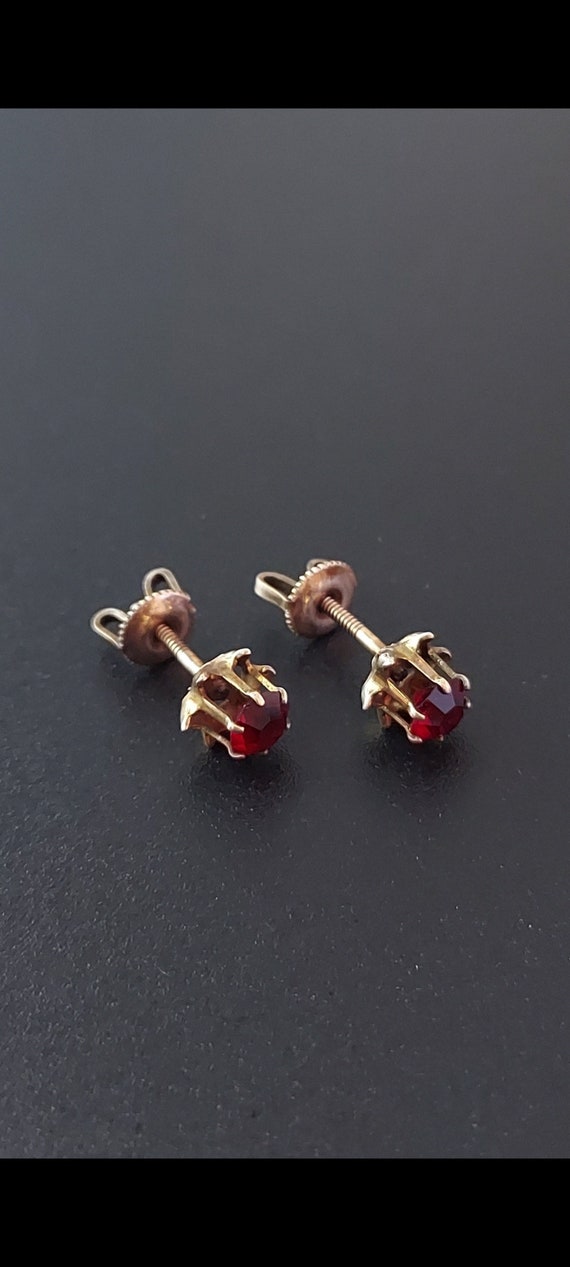 Yellow Gold 10k Garnet Earrings - Retro 10k Gold S