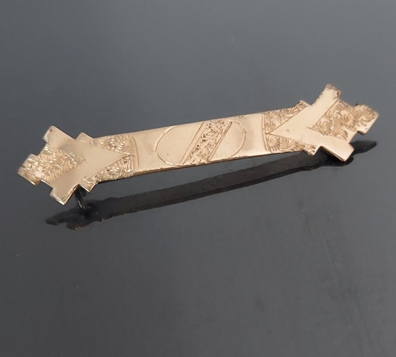 Antique Gold Filled Engraved Brooch / Victorian G… - image 1