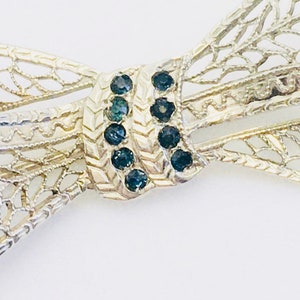 10k White Gold Filigree Sapphire Brooch Pin / Edwardian Sapphire / Antique Brooch / Circa 1910 / Antique Jewelry