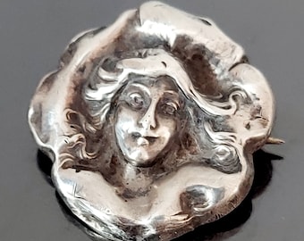 Art Nouveau Sterling Silver Lady Repousse Ladies Head Pin Brooch signed William Link 1902