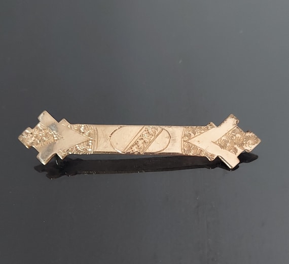 Antique Gold Filled Engraved Brooch / Victorian G… - image 3