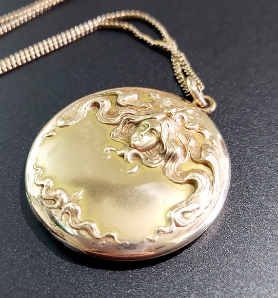 Antique Gold Filled Locket / Repousse Locket / No… - image 6