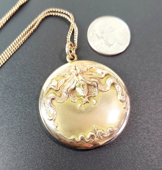 Antique Gold Filled Locket / Repousse Locket / No… - image 7