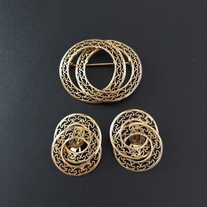 Retro Vintage Winard Brooch and Earrings Gold Filled Set