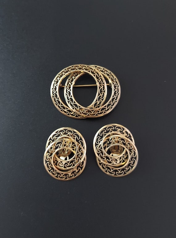 Retro Vintage Winard Brooch and Earrings Gold Fill