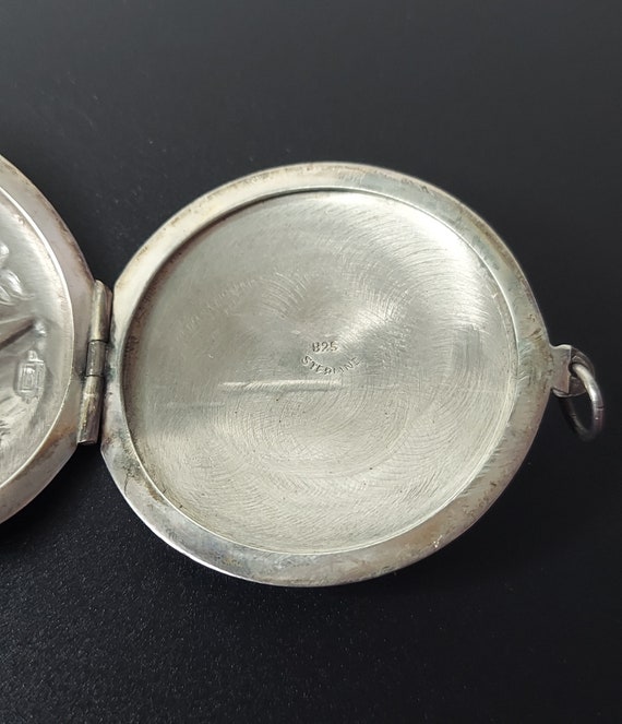 Vintage Sterling Silver Locket Mucha Style Ladies… - image 4