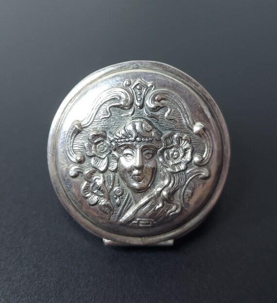 Vintage Sterling Silver Locket Mucha Style Ladies… - image 3