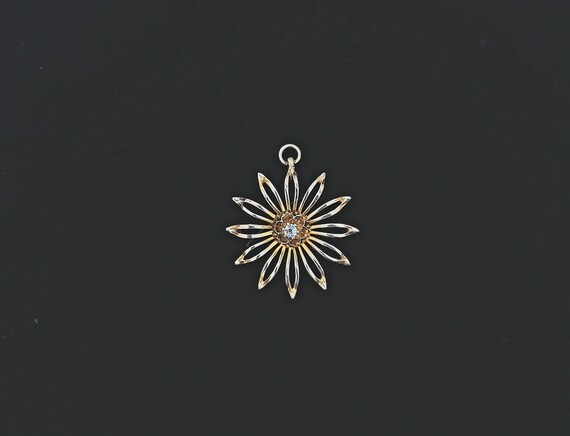 10k Gold Diamond Pendant / Starburst pendant/ Ant… - image 4