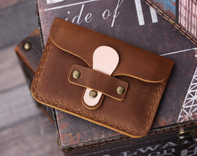 Cartera de cuero personalizada para tarjetas, tarjetero pequeño personalizado, funda minimalista de cuero para tarjetas, billetera con bolsillo frontal, regalo de cuero hecho a mano Brown